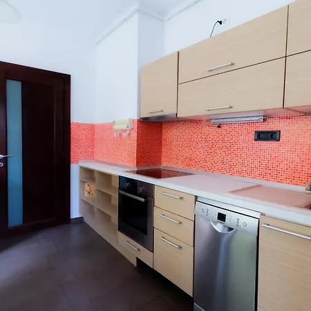 아파트 Db Apt - Comfort And Space In The Heart Of Old Town *