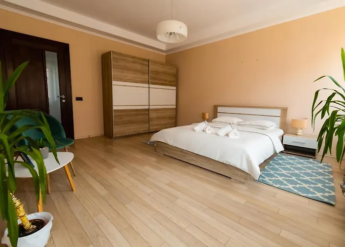 Db Apt - Comfort And Space In The Heart Of Old Town Braşov
